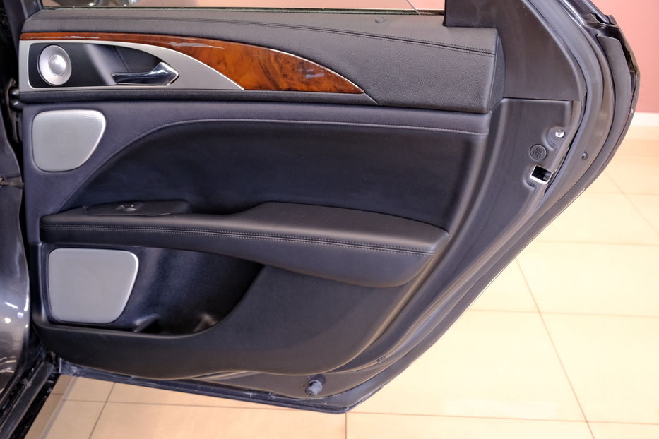 Продам Lincoln MKZ AWD 2019 года в Одессе