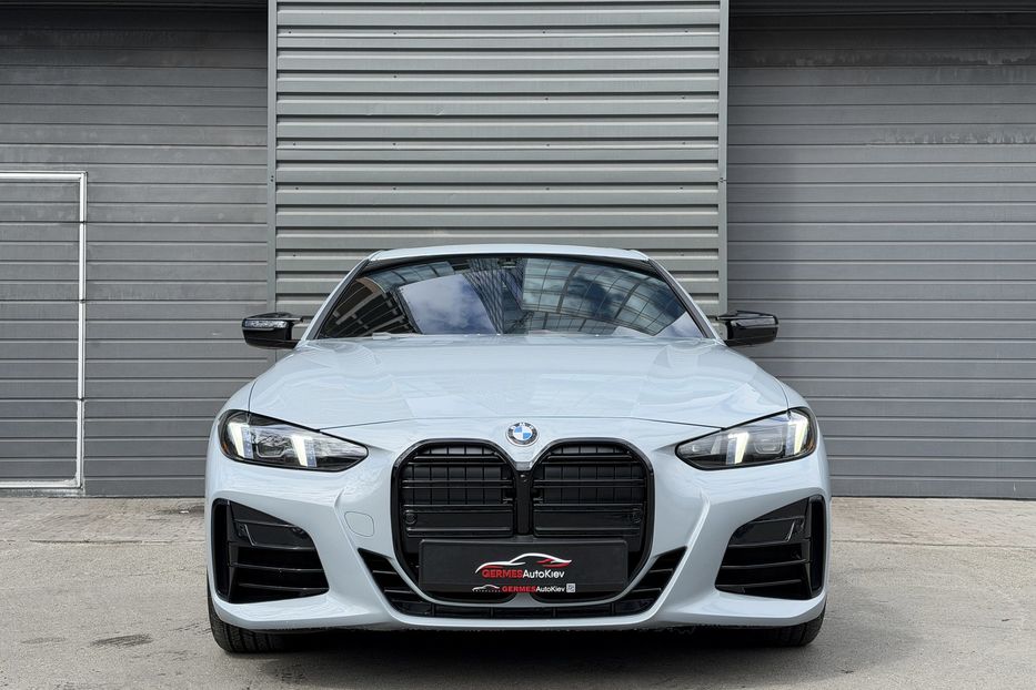 Продам BMW 4 Series Gran Coupe M440i xDrive 2024 года в Киеве
