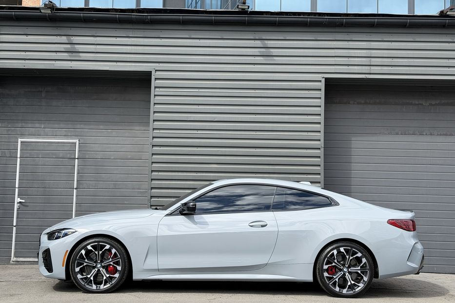 Продам BMW 4 Series Gran Coupe M440i xDrive 2024 года в Киеве