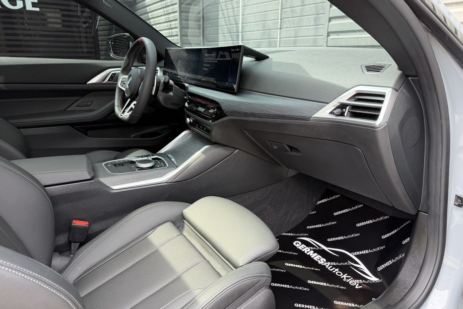 Продам BMW 4 Series Gran Coupe M440i xDrive 2024 года в Киеве