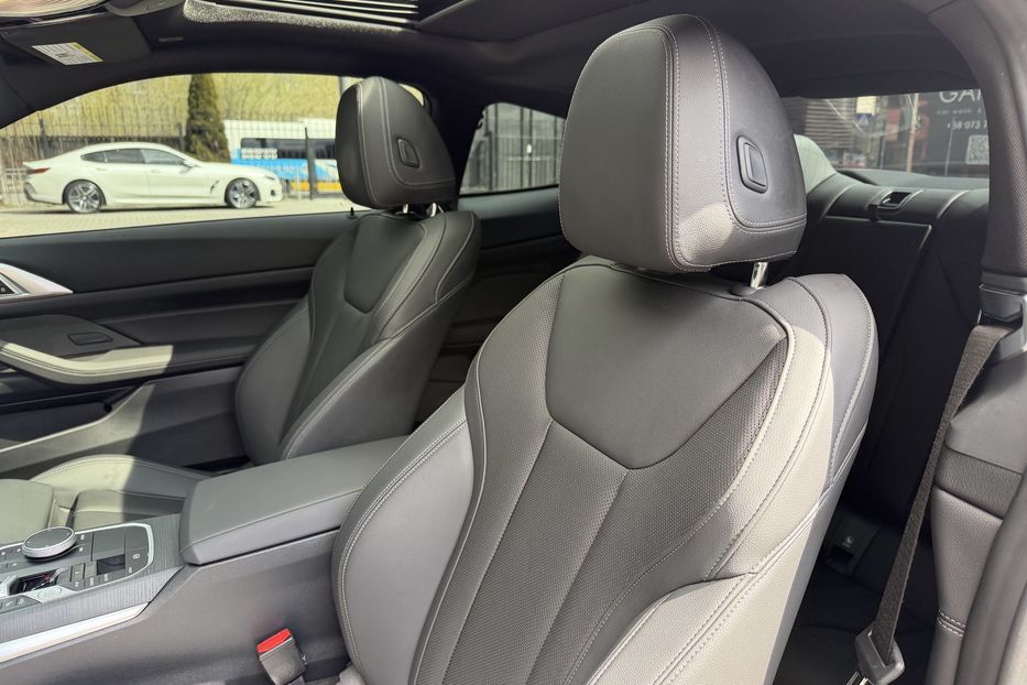 Продам BMW 4 Series Gran Coupe M440i xDrive 2024 года в Киеве