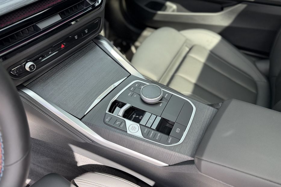 Продам BMW 4 Series Gran Coupe M440i xDrive 2024 года в Киеве