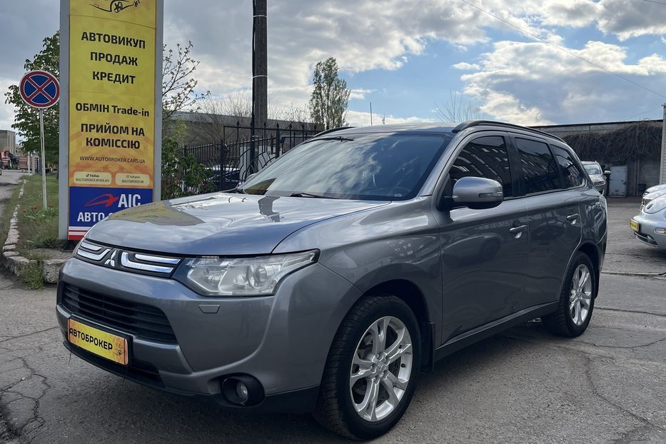 Продам Mitsubishi Outlander Офіційний 2013 года в Николаеве