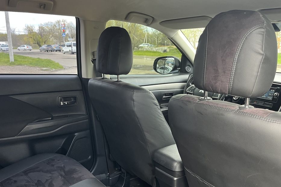 Продам Mitsubishi Outlander Офіційний 2013 года в Николаеве