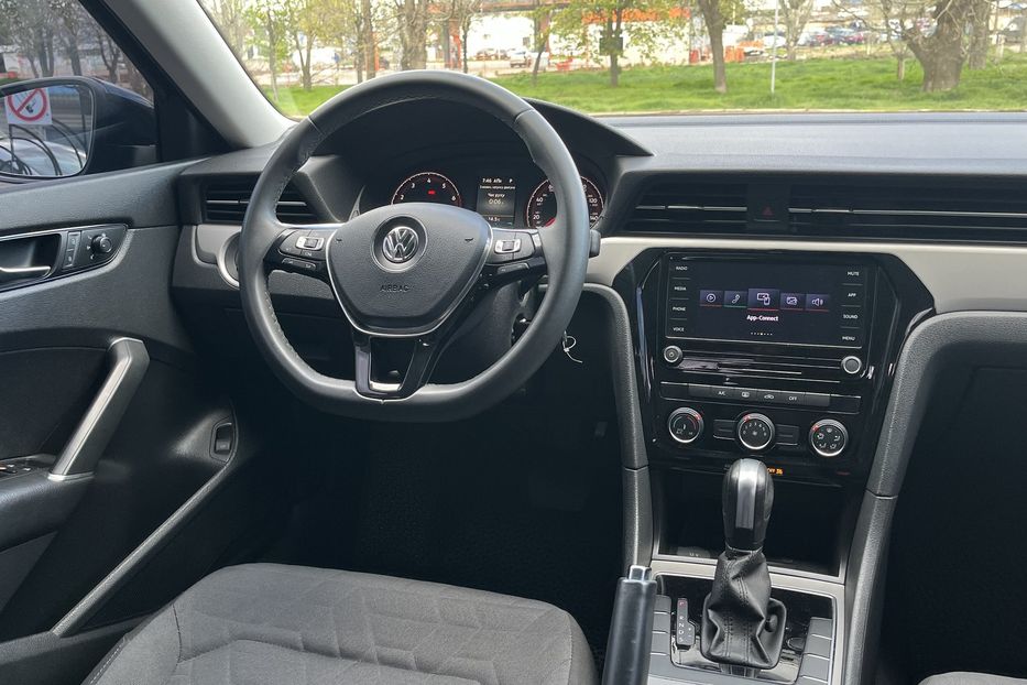 Продам Volkswagen Passat B8 New 2021 года в Николаеве