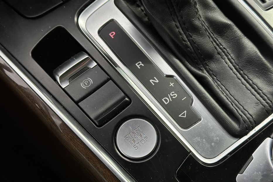 Продам Audi Q5 2013 года в Луцке