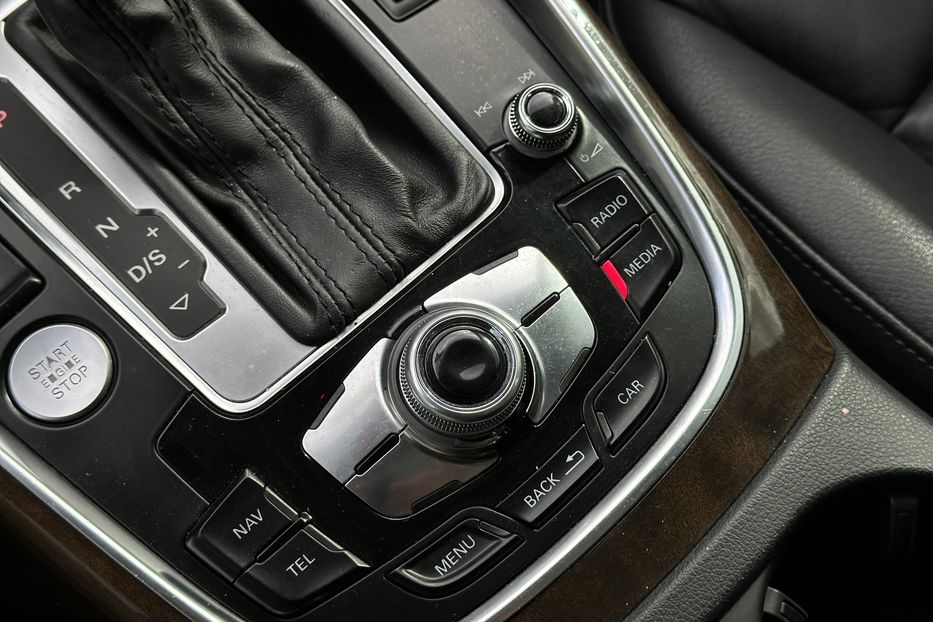 Продам Audi Q5 2013 года в Луцке