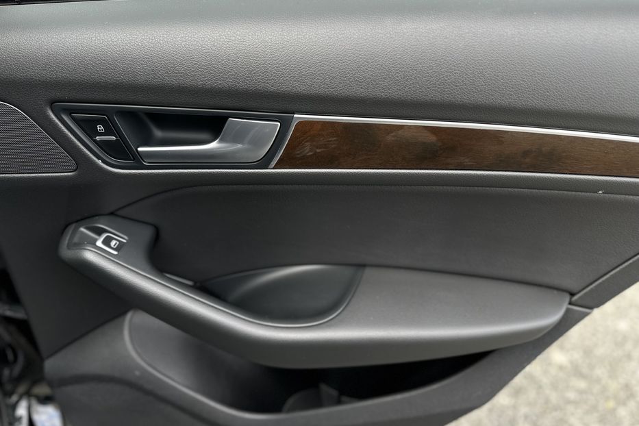 Продам Audi Q5 2013 года в Луцке