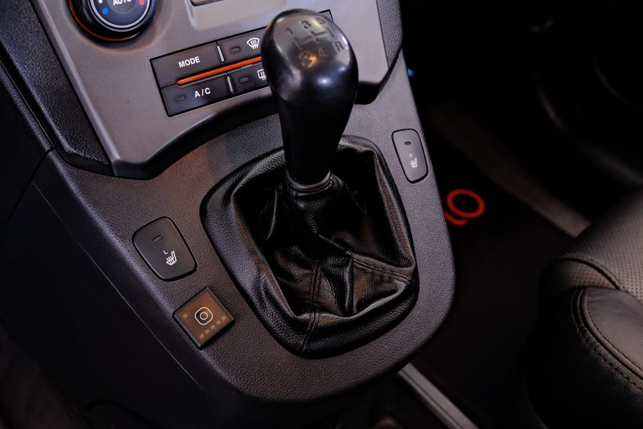 Продам Kia Carens 2006 года в Одессе