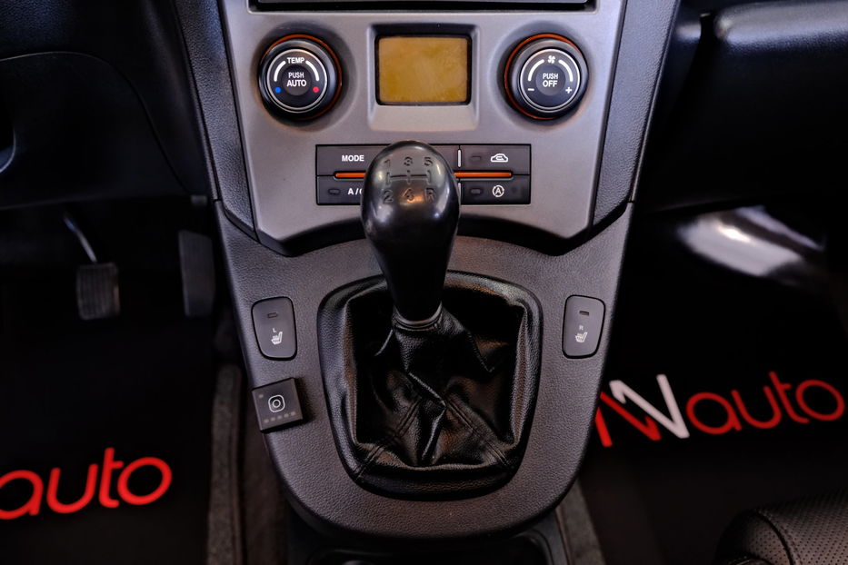 Продам Kia Carens 2006 года в Одессе