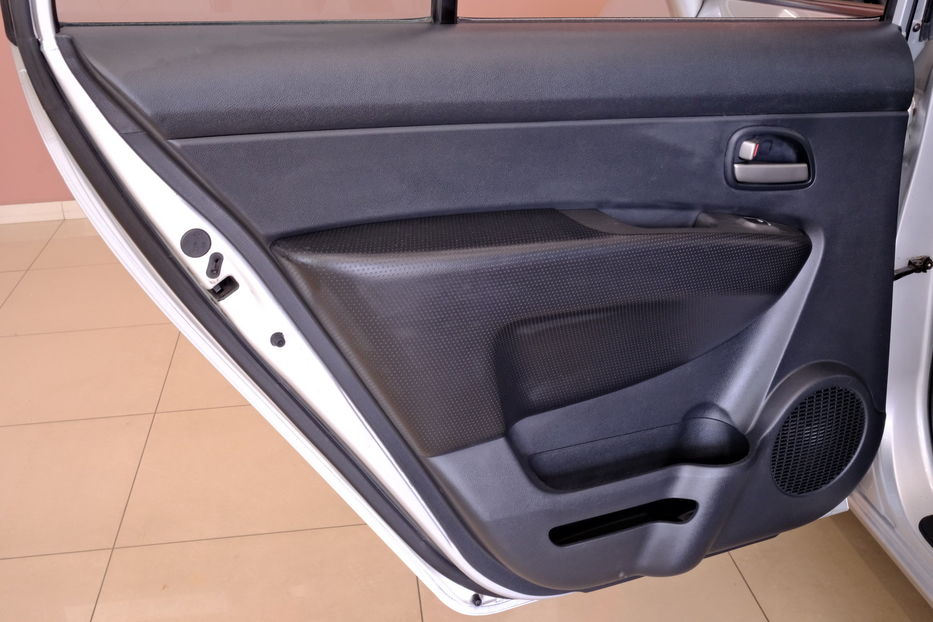 Продам Kia Carens 2006 года в Одессе