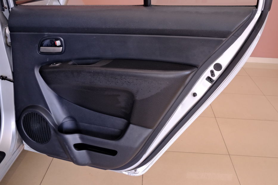 Продам Kia Carens 2006 года в Одессе