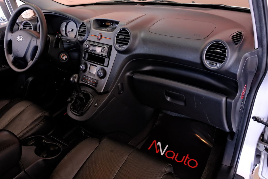 Продам Kia Carens 2006 года в Одессе