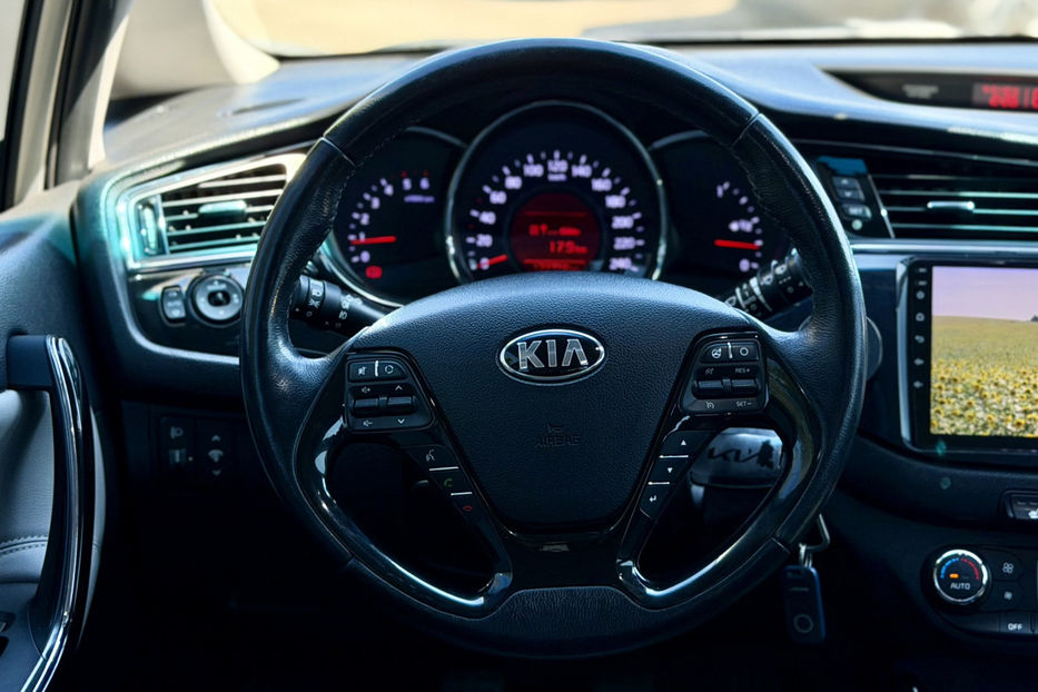 Продам Kia Ceed 1.6D MT (136 к.с.) • Business  2017 года в Киеве