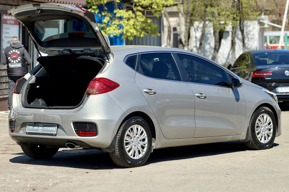 Продам Kia Ceed 1.6D MT (136 к.с.) • Business  2017 года в Киеве