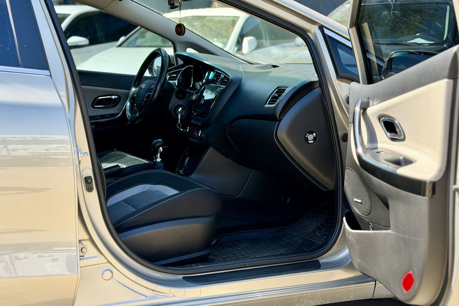 Продам Kia Ceed 1.6D MT (136 к.с.) • Business  2017 года в Киеве