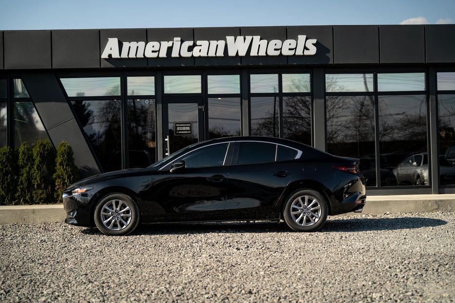 Продам Mazda 3 2022 года в Черновцах