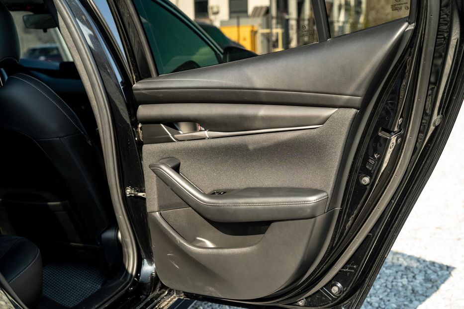 Продам Mazda 3 2022 года в Черновцах