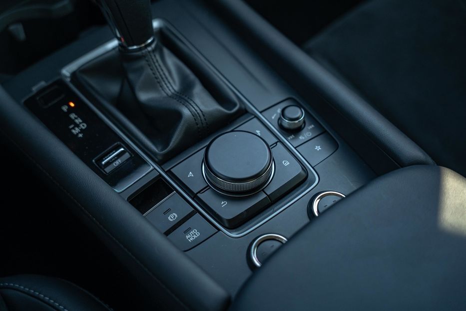 Продам Mazda 3 2022 года в Черновцах