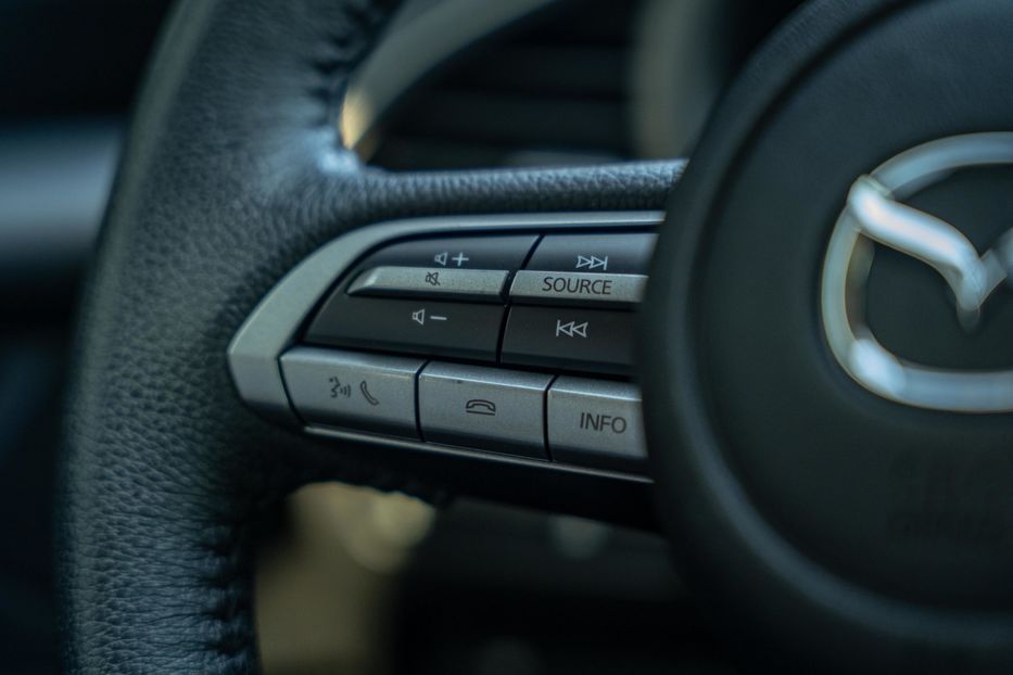 Продам Mazda 3 2022 года в Черновцах