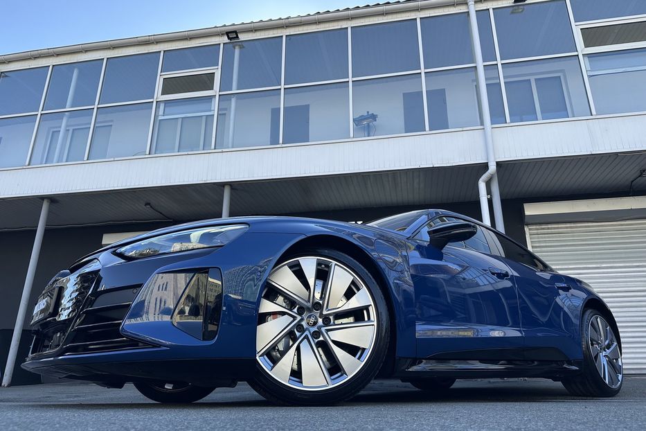 Продам Audi E-Tron RS GT 2022 года в Киеве