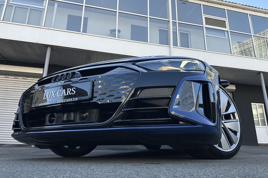 Продам Audi E-Tron RS GT 2022 года в Киеве