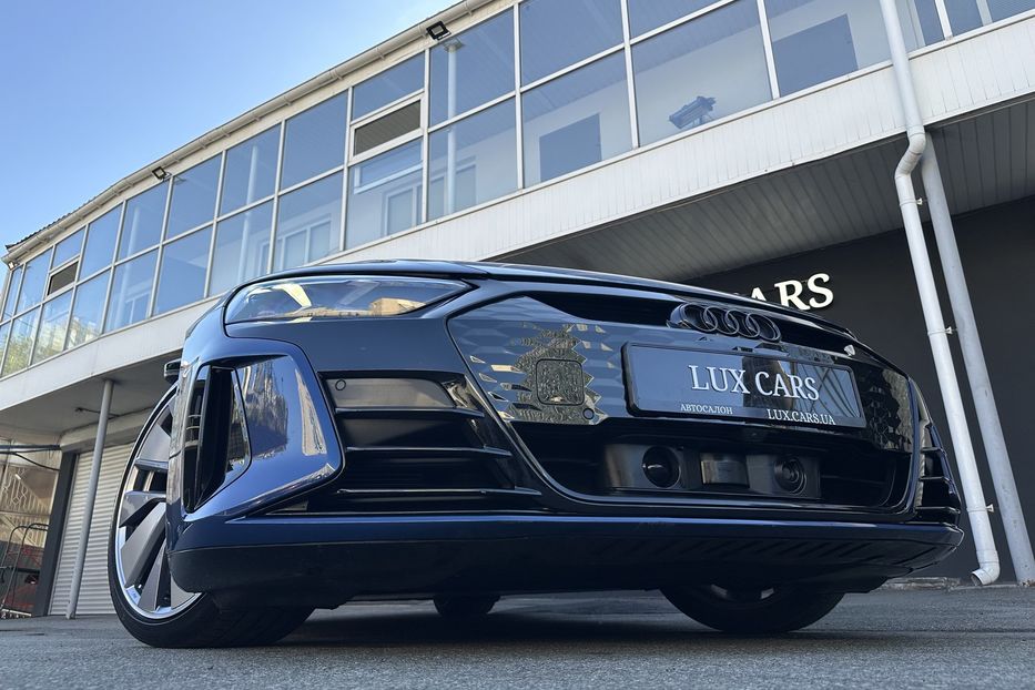 Продам Audi E-Tron RS GT 2022 года в Киеве