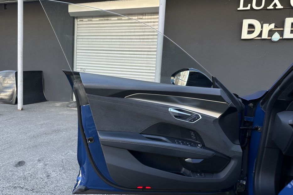Продам Audi E-Tron RS GT 2022 года в Киеве