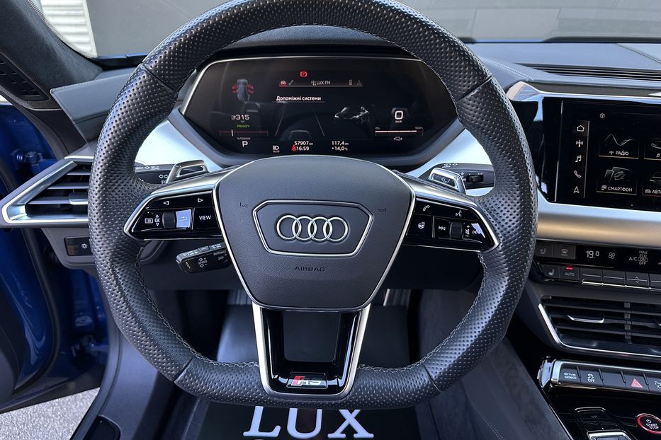 Продам Audi E-Tron RS GT 2022 года в Киеве