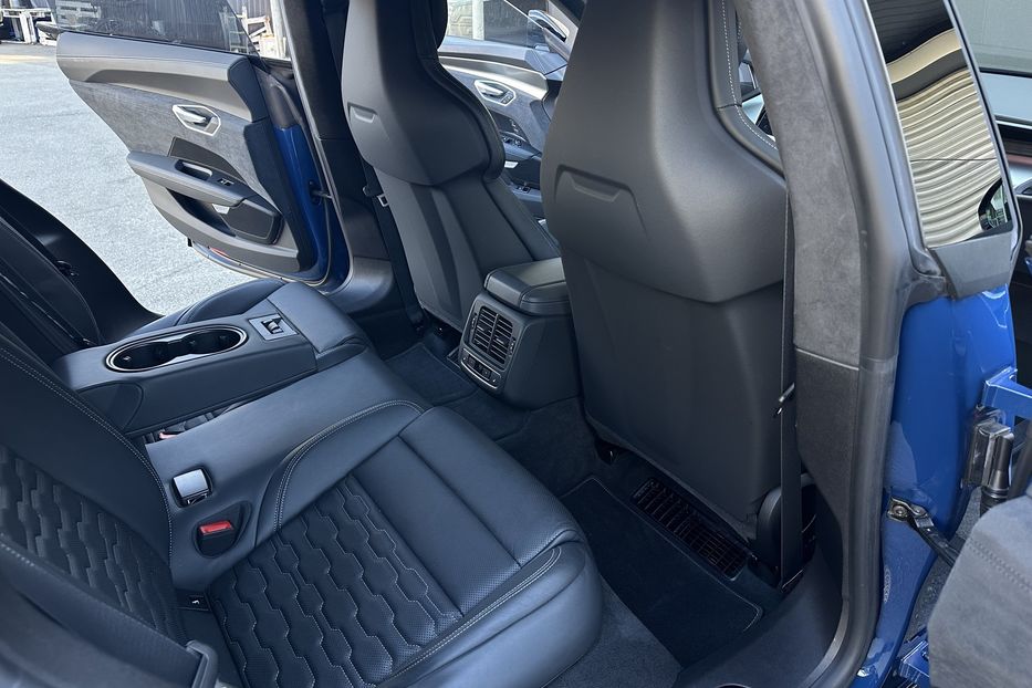 Продам Audi E-Tron RS GT 2022 года в Киеве
