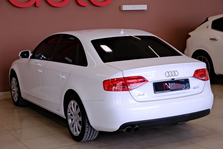 Продам Audi A4 2011 года в Одессе