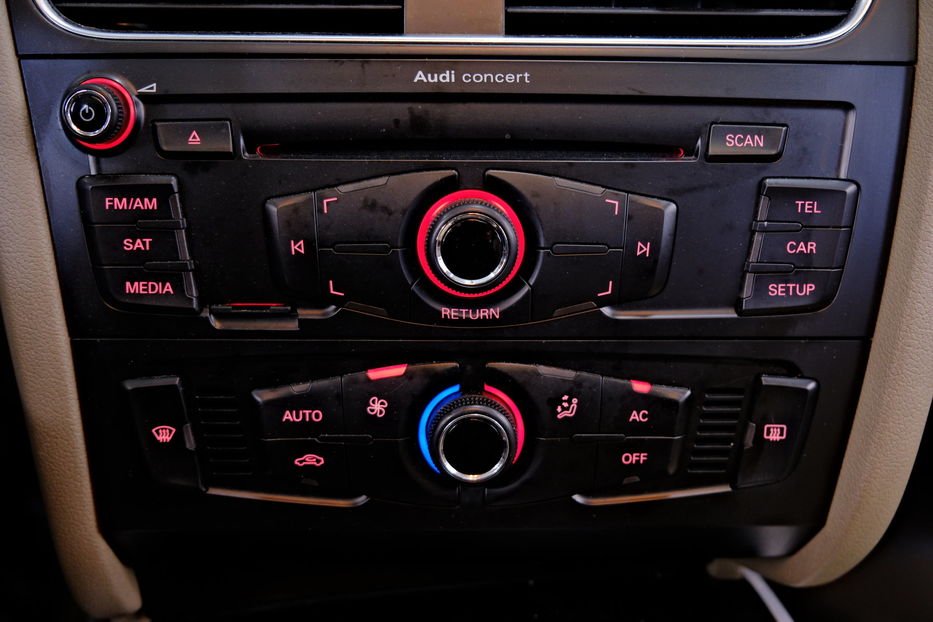 Продам Audi A4 2011 года в Одессе