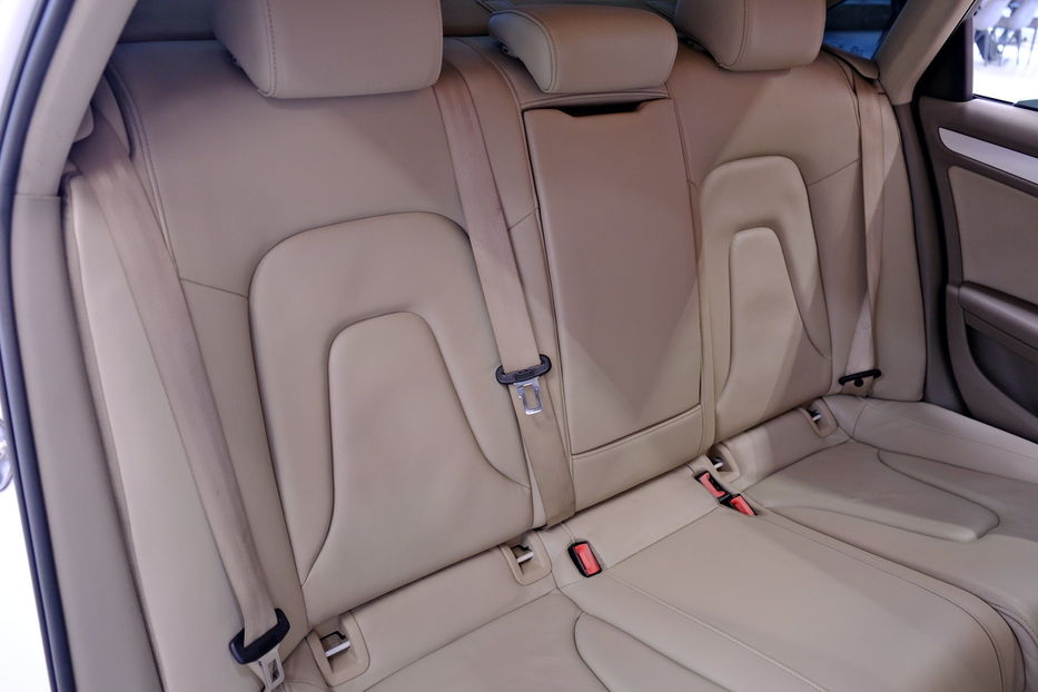 Продам Audi A4 2011 года в Одессе