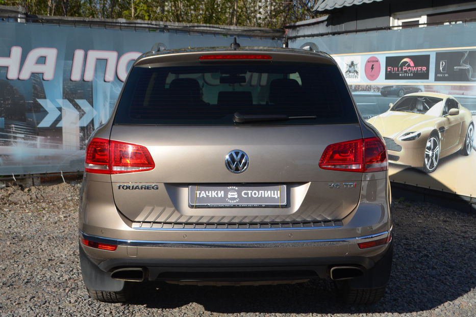 Продам Volkswagen Touareg 3.0 TDI АТ (245 к.с.) 4Motion  2015 года в Киеве