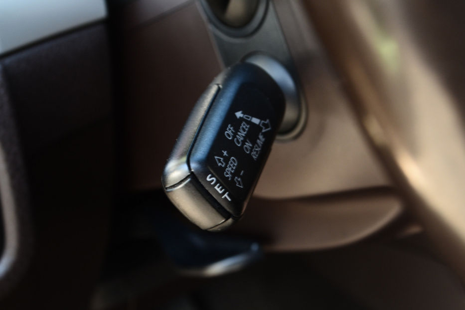 Продам Volkswagen Touareg 3.0 TDI АТ (245 к.с.) 4Motion  2015 года в Киеве