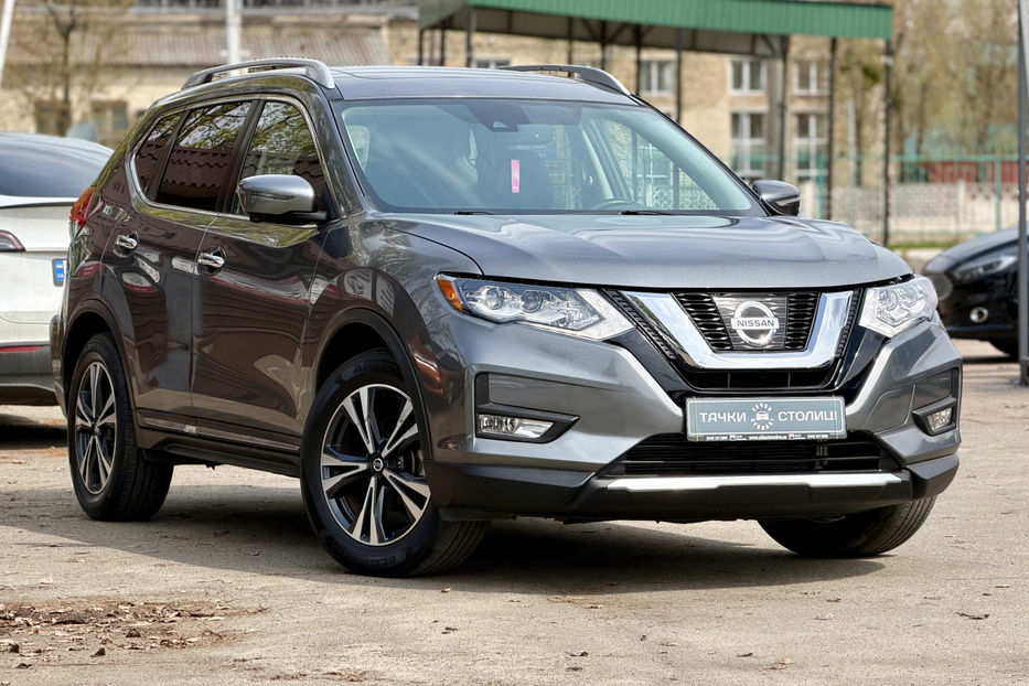 Продам Nissan Rogue 2.5 CVT (170 к.с.) • SL 2017 года в Киеве