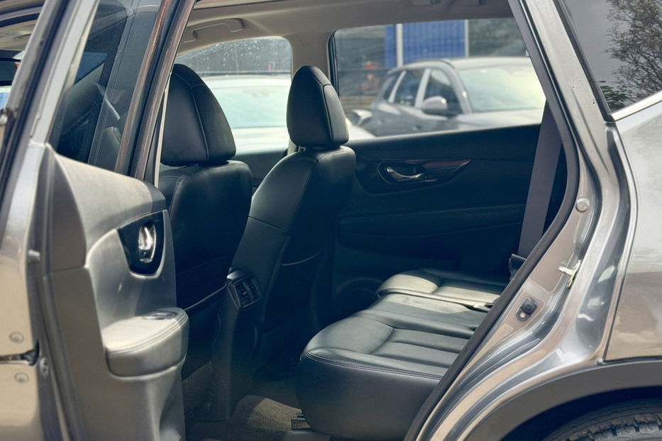 Продам Nissan Rogue 2.5 CVT (170 к.с.) • SL 2017 года в Киеве