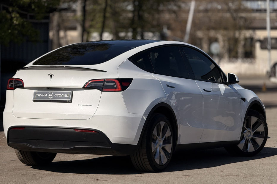 Продам Tesla Model Y Long Range 82 kWh Dual Motor  2022 года в Киеве
