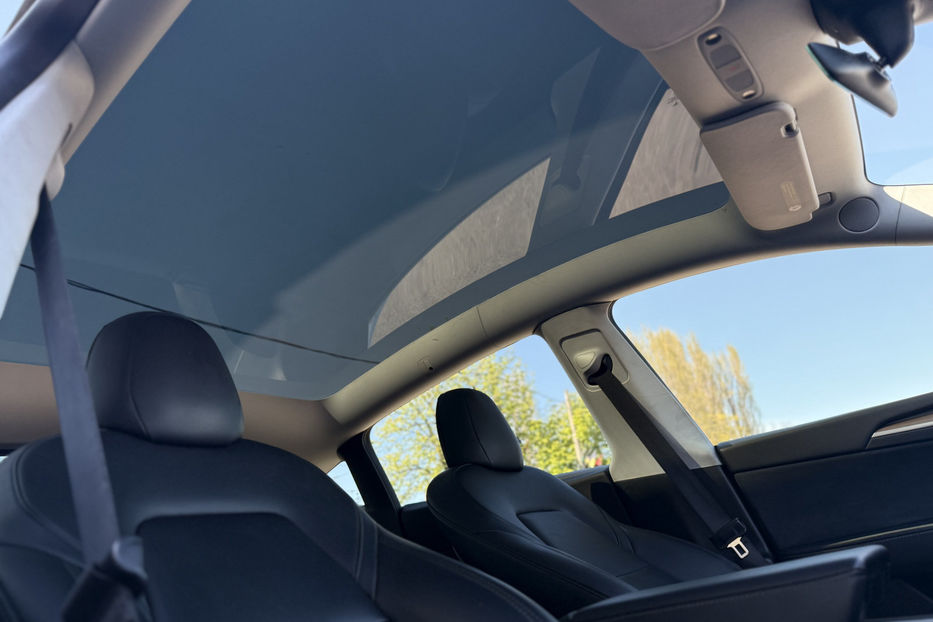 Продам Tesla Model Y Long Range 82 kWh Dual Motor  2022 года в Киеве