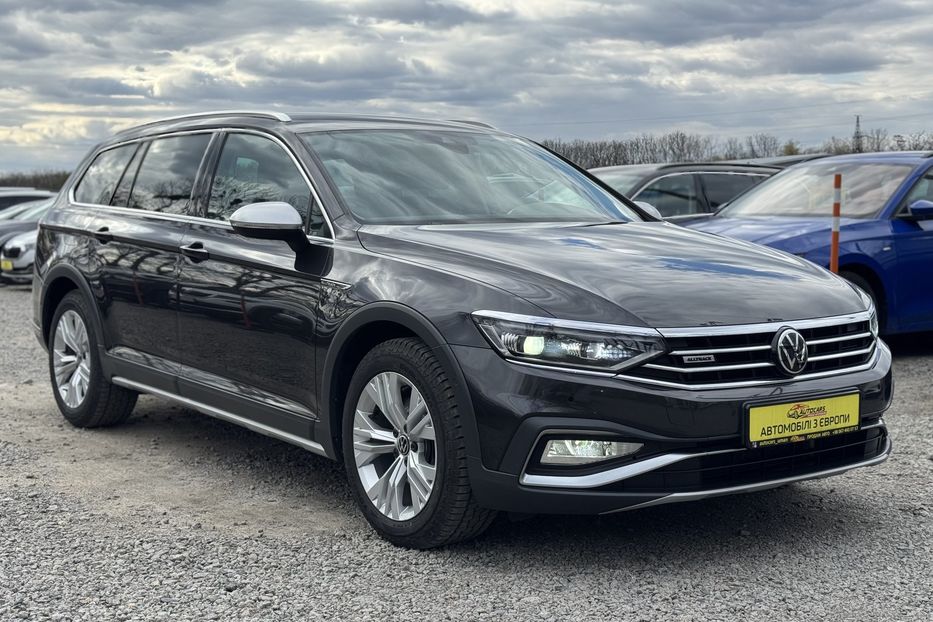 Продам Volkswagen Passat Alltrack B8+ 200(кс) 2022 года в г. Умань, Черкасская область