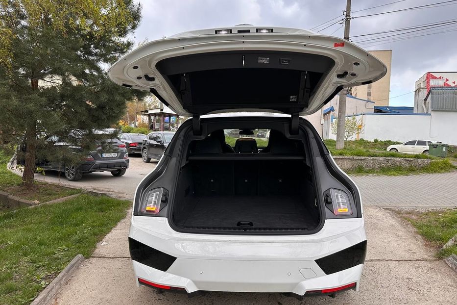 Продам BMW iX xdrive50 НОВА 2025 года в Черновцах