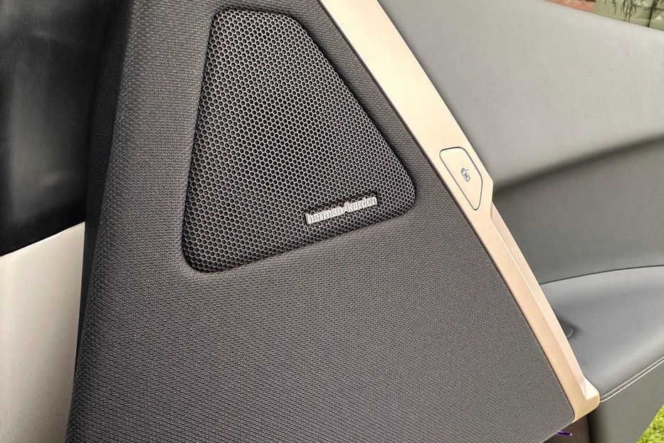 Продам BMW iX xdrive50 НОВА 2025 года в Черновцах