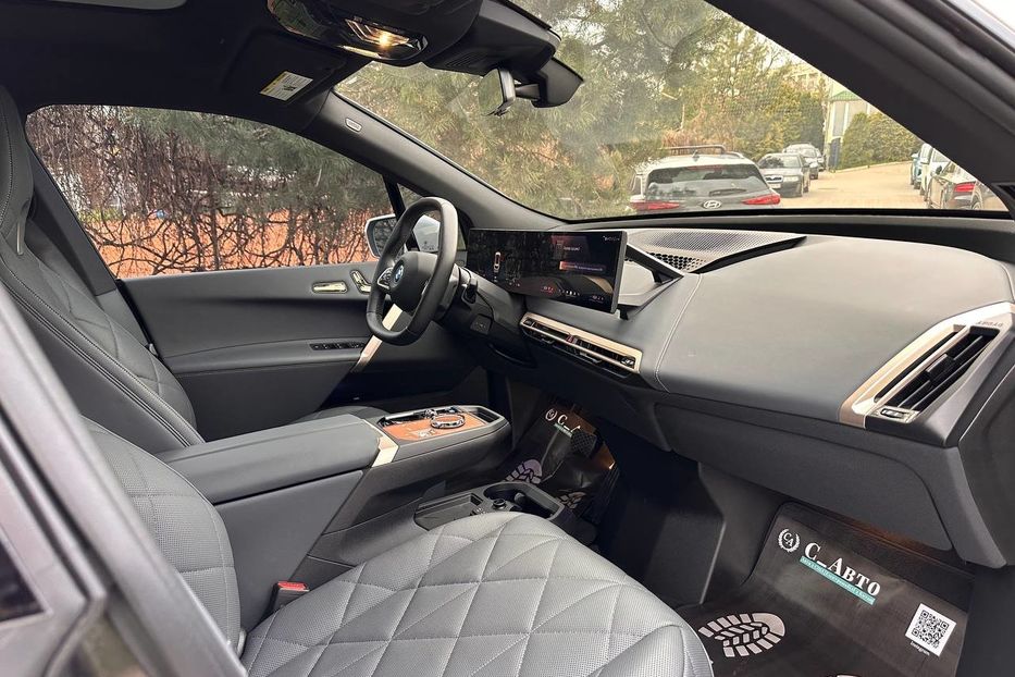 Продам BMW iX xdrive50 НОВА 2025 года в Черновцах