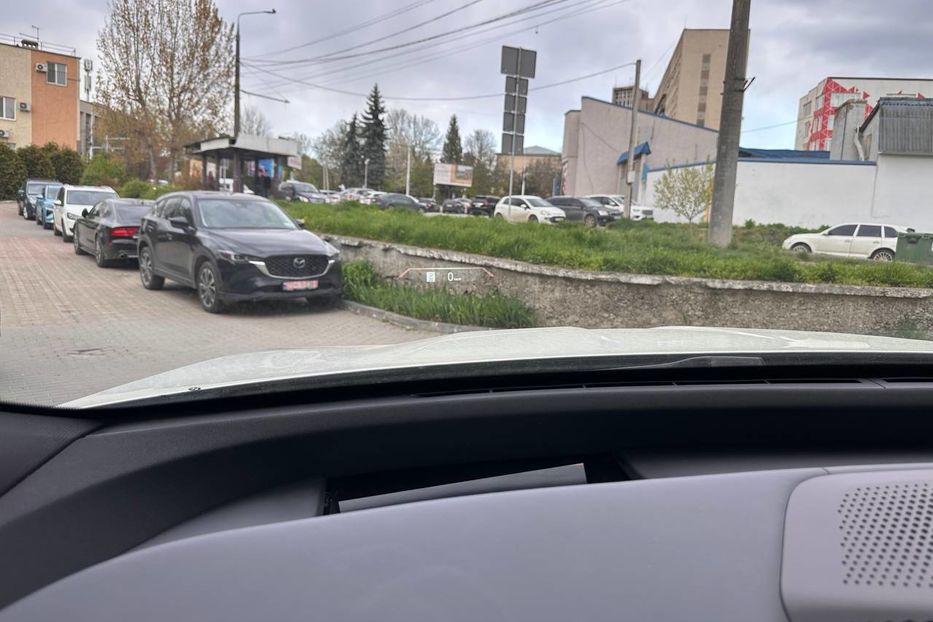 Продам BMW iX xdrive50 НОВА 2025 года в Черновцах