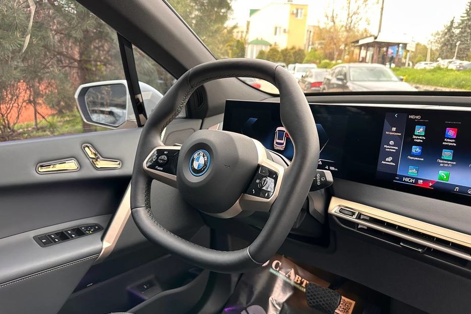 Продам BMW iX xdrive50 НОВА 2025 года в Черновцах