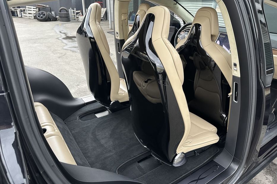Продам Tesla Model X 90D 2016 года в Киеве