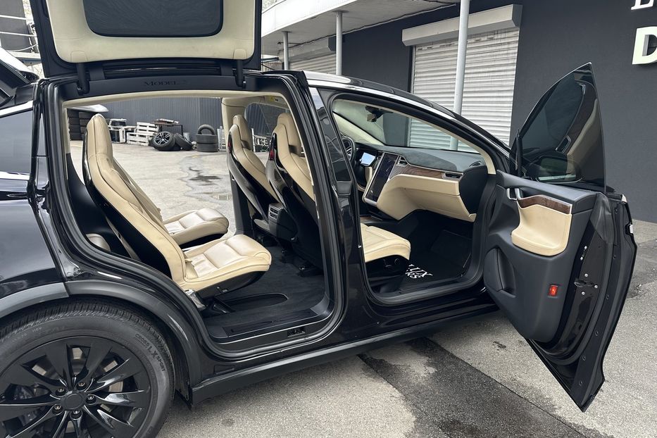 Продам Tesla Model X 90D 2016 года в Киеве
