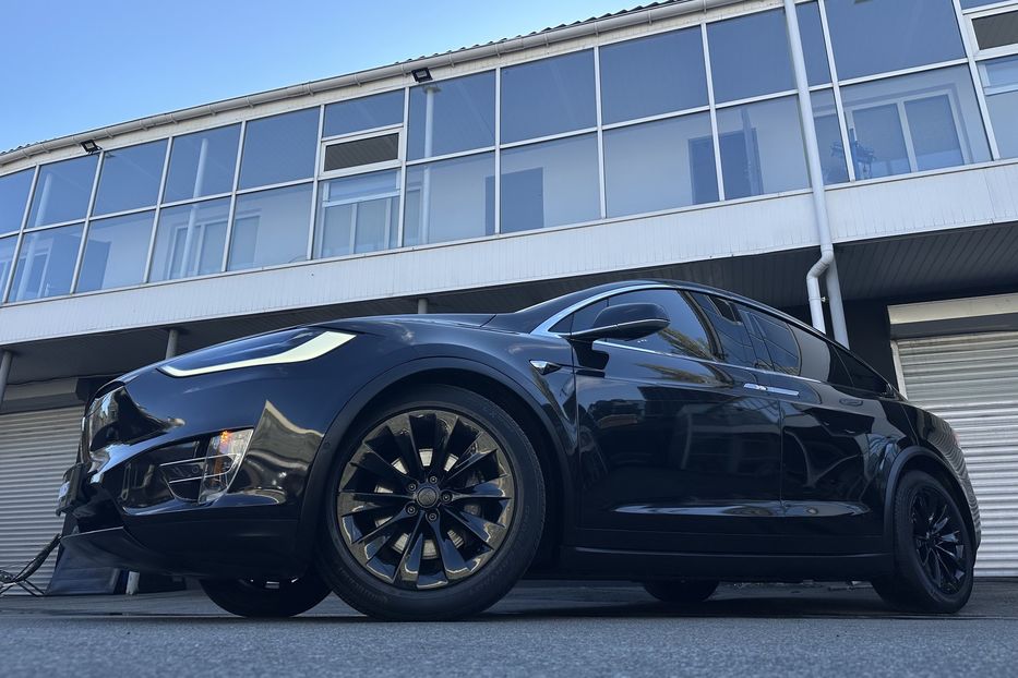 Продам Tesla Model X 90D 2016 года в Киеве