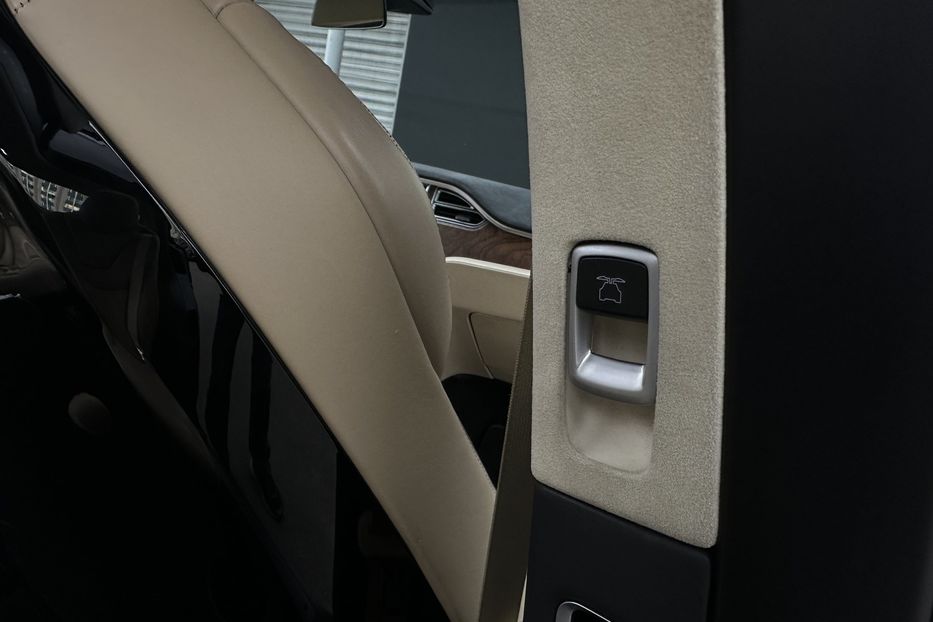 Продам Tesla Model X 90D 2016 года в Киеве