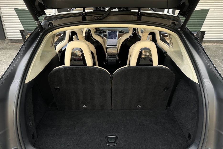Продам Tesla Model X 90D 2016 года в Киеве